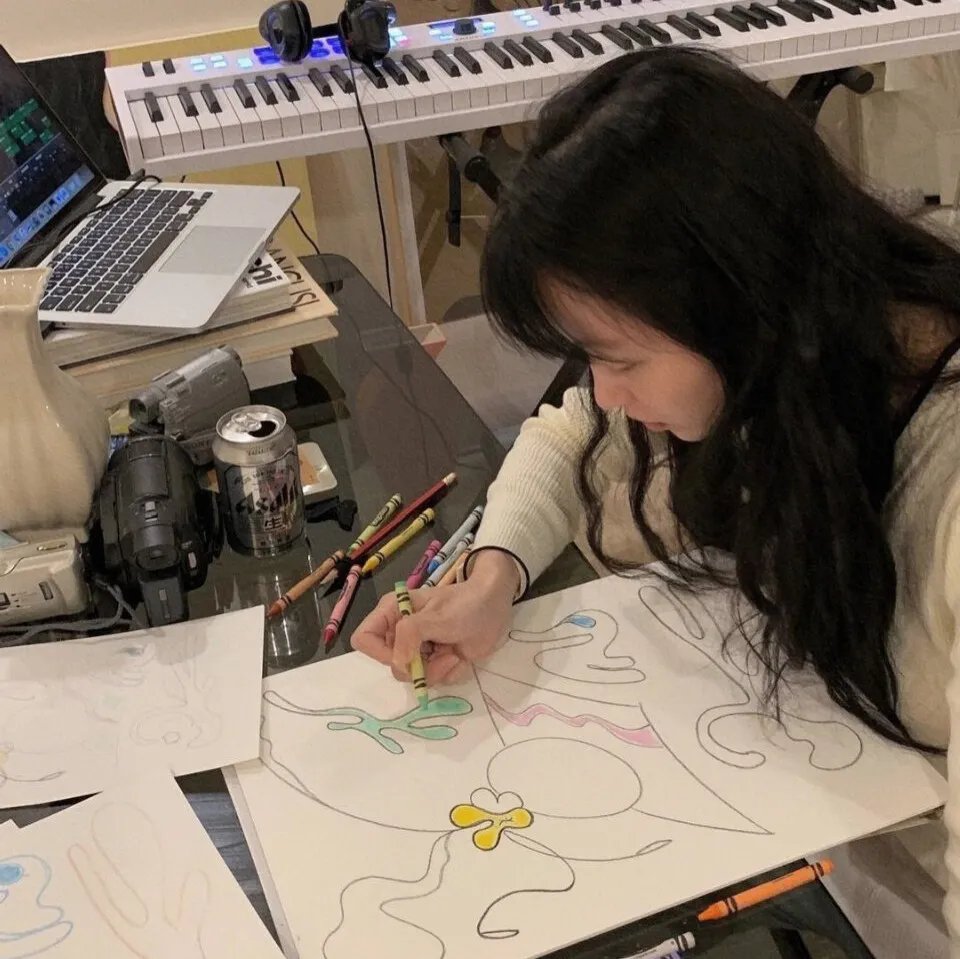 飞舟穿越万重山